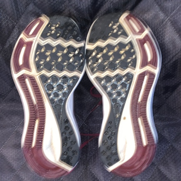 Nike Running Shoes Size 5 Downshifter Maroon Cherry Black Women’s - Picture 8 of 9